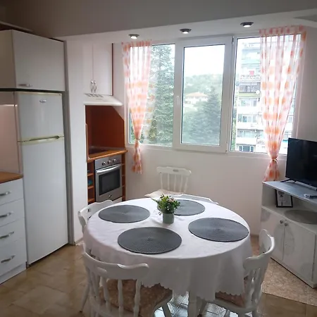 за гости Nik Apartmán Varna